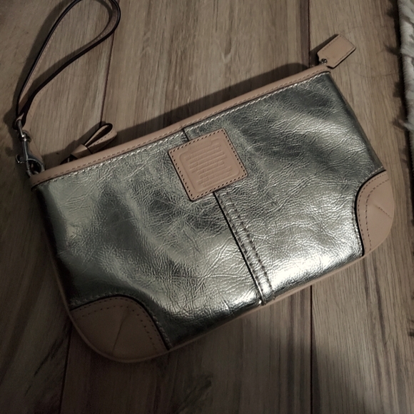 Coach Wristlet - Picture 1 of 3